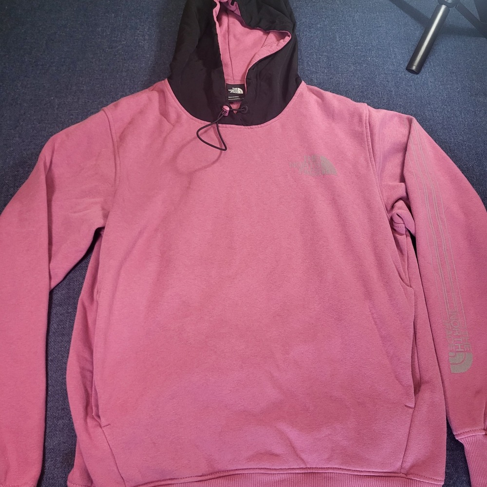 The North Face Mens Pink Black Graphic Pullover Hoodie Size Small Logo Sleeve